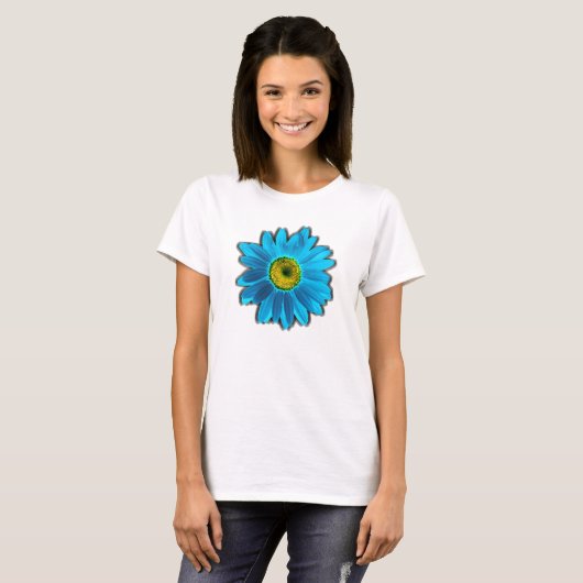 Daisy Blume mit Blue Petals T-Shirt (Vorne ganz)