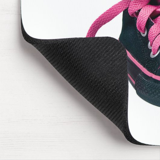 Daisy Bouquet in Sneakers Mousepad (Ecke)