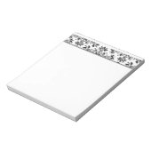 Daisy Damask Floral Etching im Schwarzen Editor Notizblock (Rotiert)