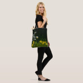 Daisy Dream: Schöne Blumenlandschaft Tasche (Am Model)