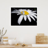 Daisy in der Dunkelheit Poster (Küche)