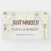 Daisy Just heiratete Hochzeitsfeier Holzblumen Banner (Horizontal)