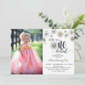 Daisy Little Miss ONEderful Einladung w/Foto - W (Stehend Vorderseite)