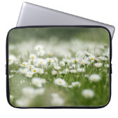 Daisy Meadow Laptopschutzhülle (Vorderseite)