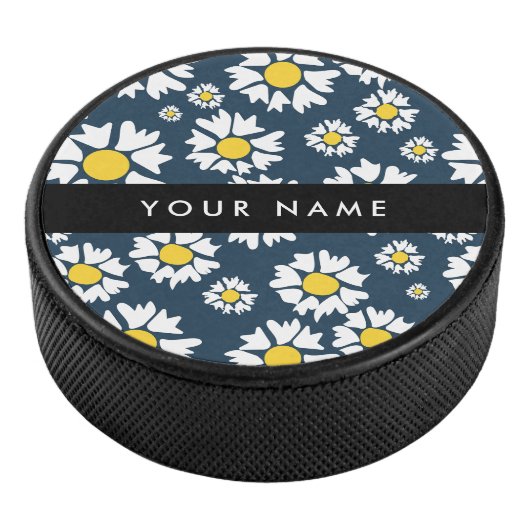 Daisy Muster, White Daisies, Ihr Name Eishockey Puck (3/4)