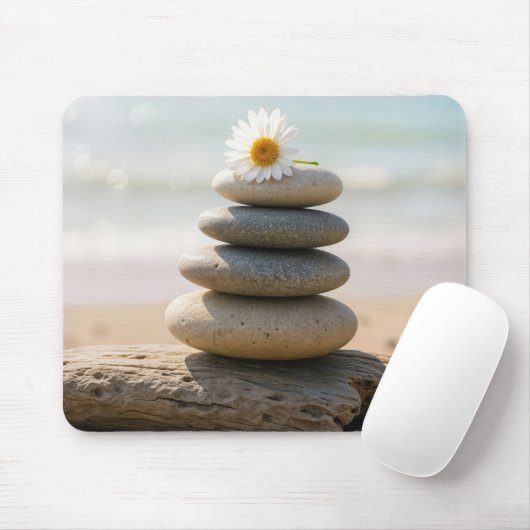 Daisy on a Stone Beach Cairn and Driftwood Mousepad (Mit Mouse)