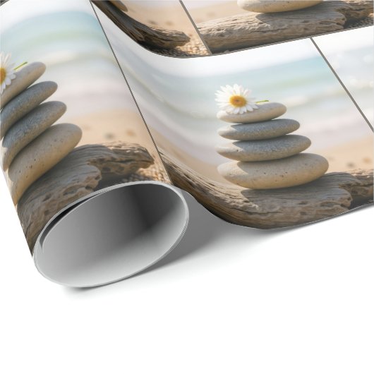 Daisy on a Stone Beach Cairn With Driftwood Geschenkpapier (Rolleneckpunkt)