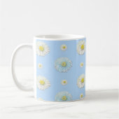 Daisy Pattern auf hellblauem Hintergrund Kaffeetasse (Links)