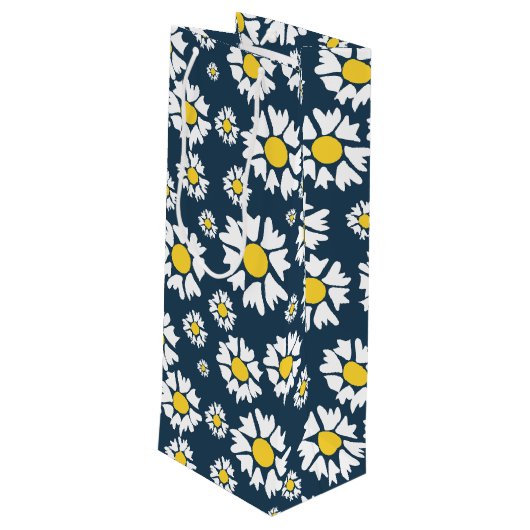 Daisy Pattern, Blumenmuster, weiße Daisien Geschenktüte Für Weinflaschen (Rückseite Schrägansicht)