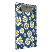 Daisy Pattern, Blumenmuster, weiße Daisien Mini Klemmbrett (Schrägansicht)