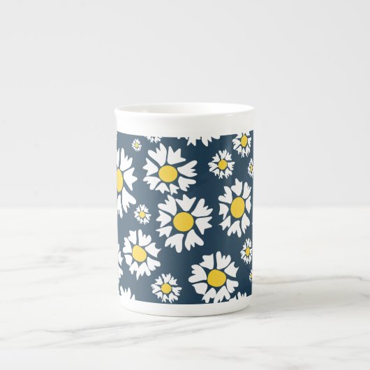 Daisy Pattern, Blumenmuster, weiße Daisien Porzellantasse (Vorderseite)