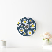 Daisy Pattern, Blumenmuster, weiße Daisien Runde Wanduhr (Zuhause)