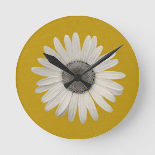 Daisy Pop of Color Mustard Yellow Runde Wanduhr