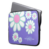 Daisy Simple Monogram Lila Laptopschutzhülle (Vorderseite Links)