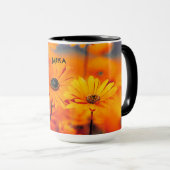 Daisy-Tasse mit Orange-Blume Tasse (VorderseiteRechts)
