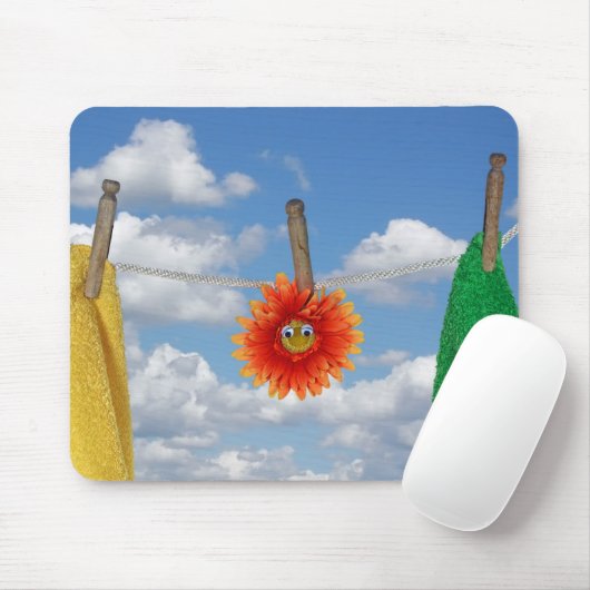 Daisy und Handtücher auf der Wäscheleine Mousepad (Mit Mouse)