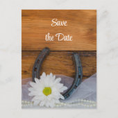 Daisy und Horseshoe Western Wedding Save the Date Ankündigungspostkarte (Vorderseite)