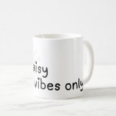 Daisy Vibes Only Süße Blumige Tasse (VorderseiteRechts)
