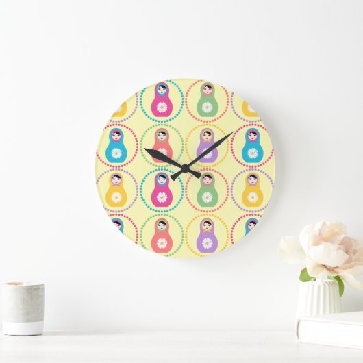 Daisyflower Matryoshka Große Wanduhr (Zuhause)