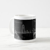 Dallas Abend Walk Grayscale Kaffee Tasse (Vorderseite Links)