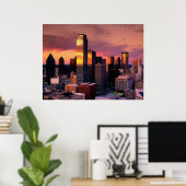 Dallas Skyline bei Sunset Poster (Heimbüro)