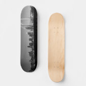 Dallas Skyline Dawn Grayscale Skateboard (Vorderseite)