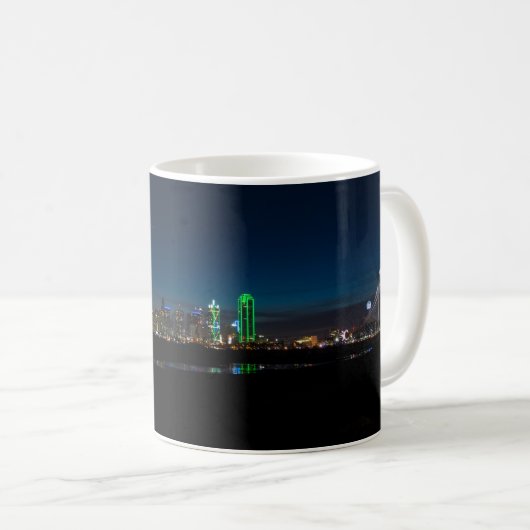 Dallas Skyline Dawn Pano Tasse (VorderseiteRechts)