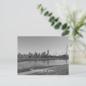 Dallas Skyline Grayscale Postkarte (Stehend Vorderseite)