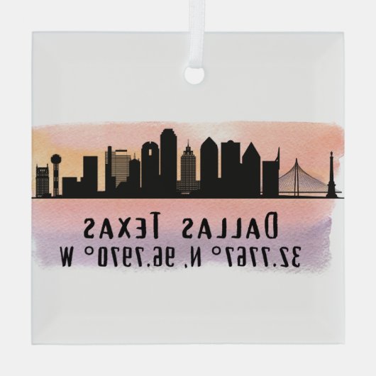 Dallas TX Skyline Latitude und Länge Ornament Aus Glas (Rückseite)