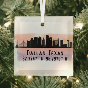 Dallas TX Skyline Latitude und Länge Ornament Aus Glas