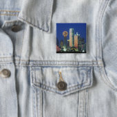 'Dallas, TX-Skyline nachts mit Wiedersehen Tower' Button (Beispiel)