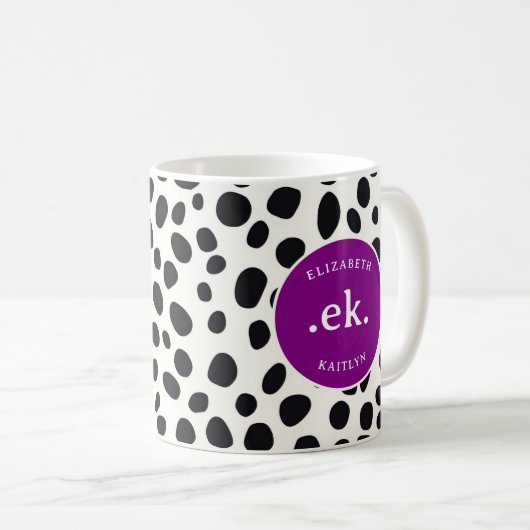 Dalmatiner Abstraktes Muster Lila Monogramm Kaffeetasse (VorderseiteRechts)