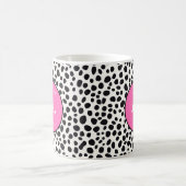 Dalmatiner Dog Abstraktes Muster Hot Pink Monogram Kaffeetasse (Mittel)