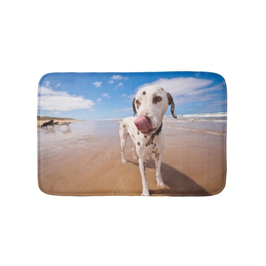 Dalmatiner-Hund auf Strand Badematte (Vorderseite)