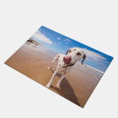 Dalmatiner-Hund auf Strand Fußmatte (Schrägansicht)