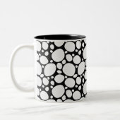 Dalmatiner-Hundemuster Zweifarbige Tasse (Links)