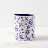 Dalmatiner Lila und White Polka Dot Zweifarbige Tasse (Mittel)