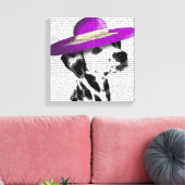 Dalmatiner mit Lila, breitgefächerten Hut Leinwanddruck (Insitu (Wohnzimmer))