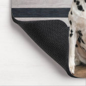 Dalmatinerhund mit Feuerwehrhelm Mousepad (Ecke)