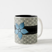 Damask-Blume Strickende Tasse (VorderseiteRechts)