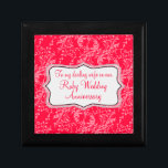 Damask Ehefrau Ruby Hochzeit Geschenkboxen rot Sch<br><div class="desc">Hübsche schicke Damast Stil Keepake Geschenkboxen. Ideal,  um Ihre Ehefrau auf einem Ruby Hochzeitsjubiläum ein besonderes Geschenk zu präsentieren. Geschenkboxen lautet: "Zu meiner Liebling Ehefrau oder unserem Ruby Wedding Anniversary",  oder kann mit eigenen Worten angepasst werden. Exklusives Design von Sarah Trett.</div>