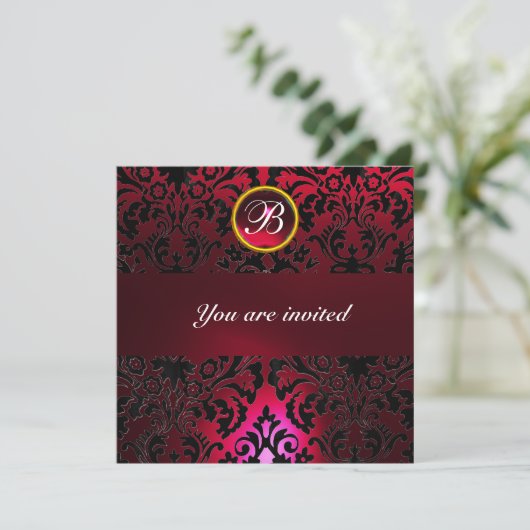DAMASK GEM STONE MONOGRAM ruby red burgundy Einladung (Stehend Vorderseite)