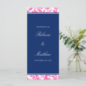 Damask Hochzeitsprogramm für Navy Blue and Pink Wi Programm (Stehend Vorderseite)
