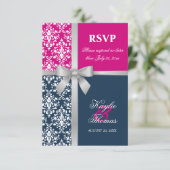 Damask Imitate Silver Ribbon Navy Hochzeit RSVP Karte (Stehend Vorderseite)