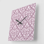 Damask Large Pattern Pink on Mauve Quadratische Wanduhr (Winkel)