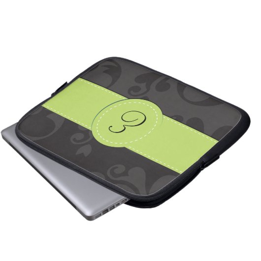 Damaskusmuster, Grau Damaske, Monogramm Laptopschutzhülle (Vorne Knopf)