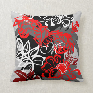 Damast-Blumen, Schmetterlinge u. Monogrammkissen Kissen