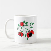 Dame Bug, Dame Bugs Kaffeetasse (Links)