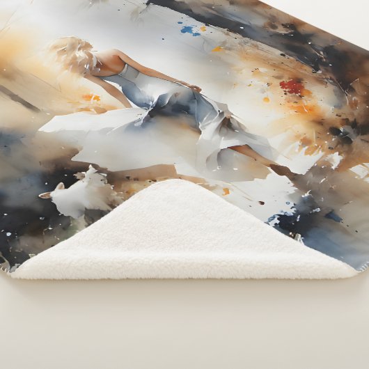 Dame, die durch einen Wald geht Sherpadecke (3/4)