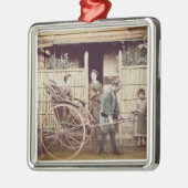 Dame in einem Rickshaw, c.1890s (farbiges Foto) Ornament Aus Metall (Links)